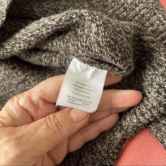 J. Crew 100% Lambswool Sweater Gray Black V-Neck Size XL Extra Large - Picture 5 of 5